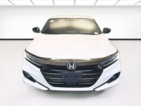 Used 2021 Honda Accord Sport image 2