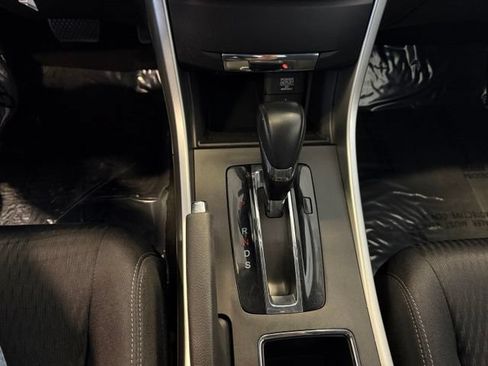 Used 2015 Honda Accord Sport image 16