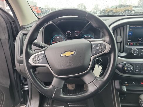 Used 2022 Chevrolet Colorado LT w/ Fleet Safety Package image 15