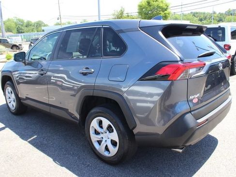 Used 2024 Toyota RAV4 LE AWD/4WD image 26