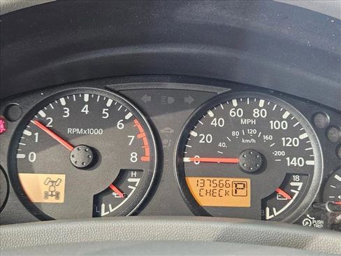 Used 2017 Nissan Frontier SV image 10