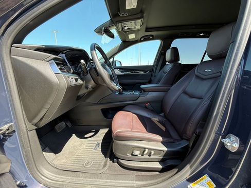Used 2024 Cadillac XT6 Premium Luxury w/ LPO, Floor Liner Package AWD/4WD image 29