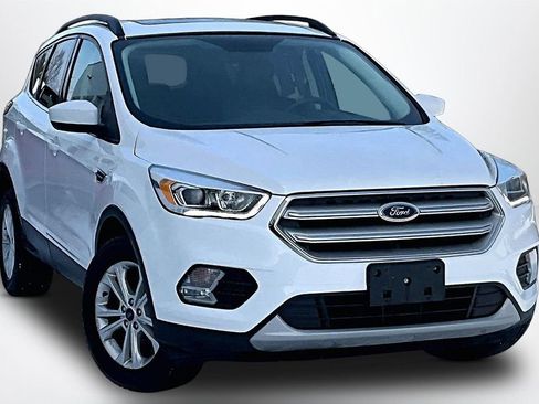 Used 2018 Ford Escape SEL w/ Canadian Touring Package image 3