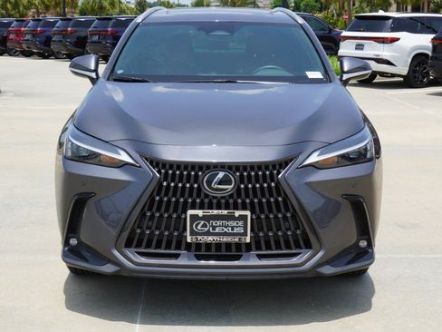 Certified 2025 Lexus NX 250 FWD w/ Towing Package (2000 Lbs) image 2
