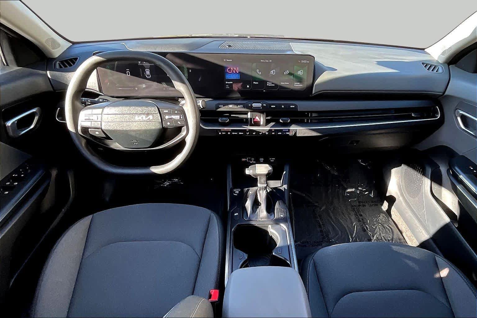 Used 2025 Kia K4 FWD image 15