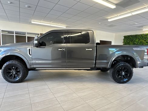 Certified 2020 Ford F250 Platinum w/ Tremor Off-Road Package AWD/4WD image 7