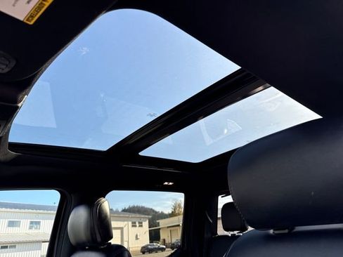 Used 2021 Ford F450 Platinum w/ FX4 Off-Road Package image 30