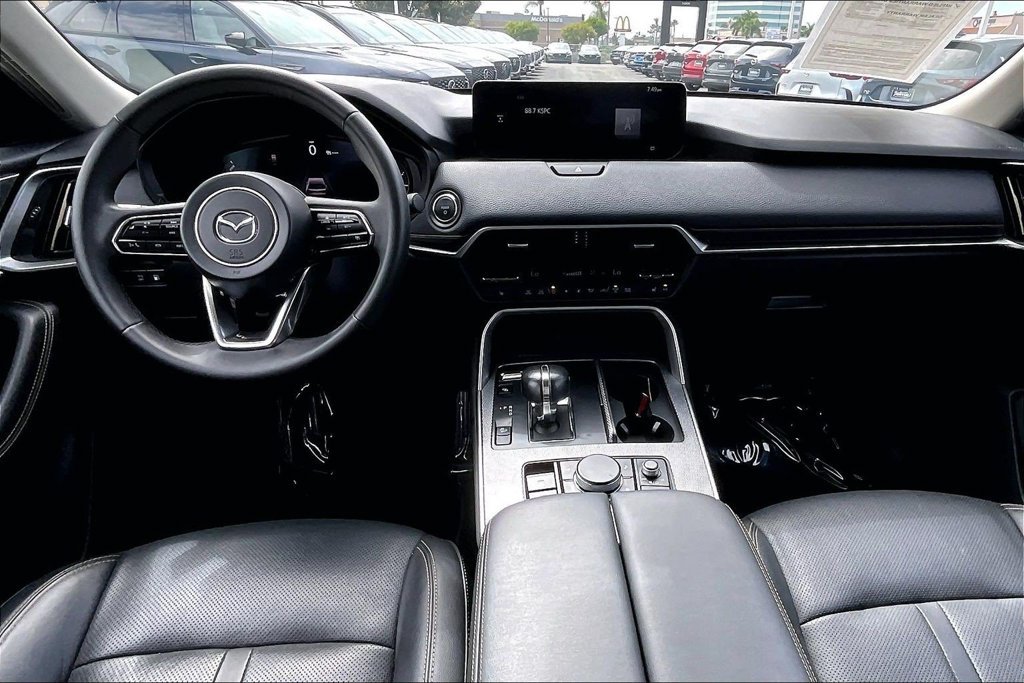 Certified 2024 MAZDA CX-90 Plug-In Hybrid w/ Preferred AWD/4WD image 11