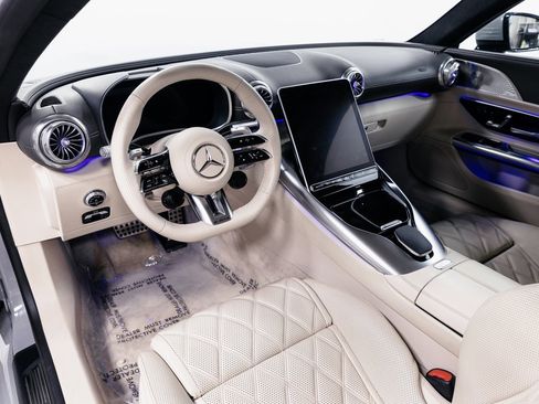 Used 2022 Mercedes-Benz SL 55 AMG SL 55 AMG w/ Driver Assistance Package image 10