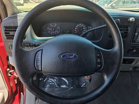 Used 2005 Ford F250 XLT AWD/4WD image 13