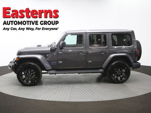 Used 2025 Jeep Wrangler Unlimited Sahara image 58