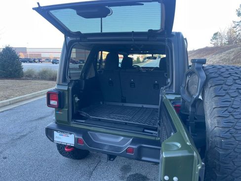 Used 2022 Jeep Wrangler Unlimited Rubicon w/ Xtreme Recon 35" Tire Package image 21