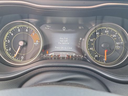 Used 2022 Jeep Cherokee Trailhawk w/ Premium Leather Package image 18