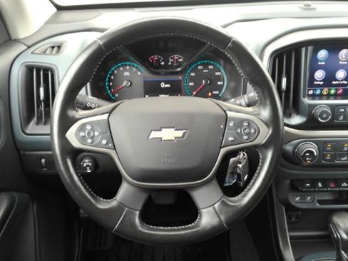Used 2022 Chevrolet Colorado Z71 AWD/4WD image 27