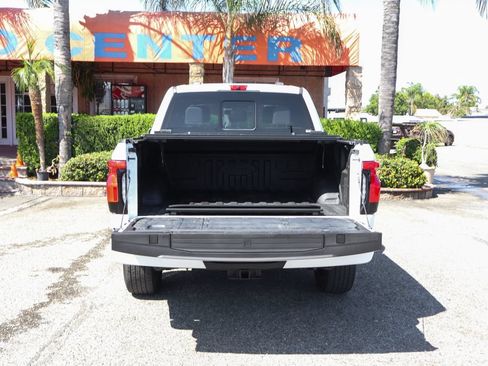 Used 2022 Ford F150 Lightning Platinum AWD/4WD image 8