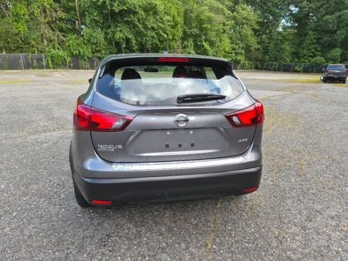 Used 2019 Nissan Rogue Sport S w/ Appearance Package AWD/4WD image 6