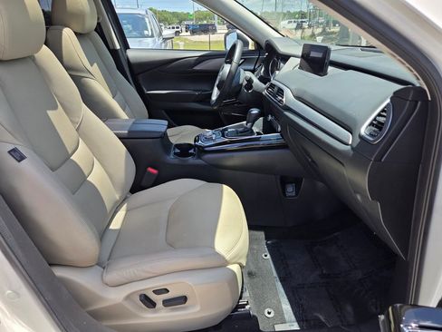 Used 2021 MAZDA CX-9 Touring w/ Touring Premium Package FWD image 16