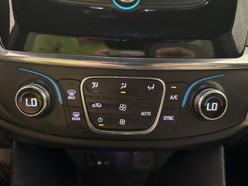 Used 2023 Chevrolet Traverse LS w/ Safety Package FWD image 25