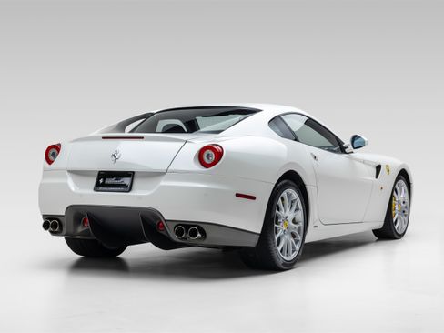 Certified 2010 Ferrari 599 GTB Fiorano RWD image 9