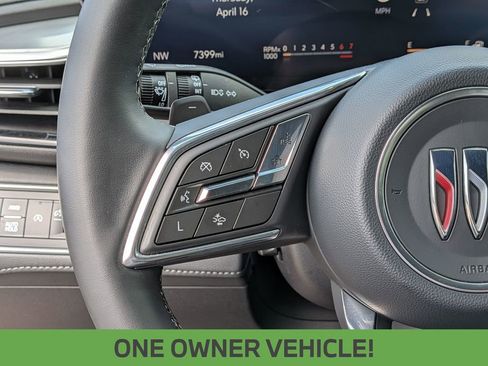 Used 2025 Buick Enclave Avenir w/ Trailering Package, 5000 lbs. AWD/4WD image 19