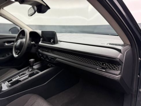 Used 2023 Honda Accord LX image 20