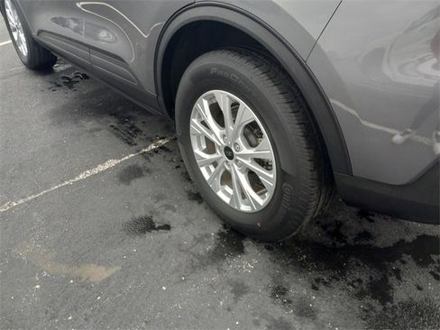 Used 2023 Ford Escape Active image 10