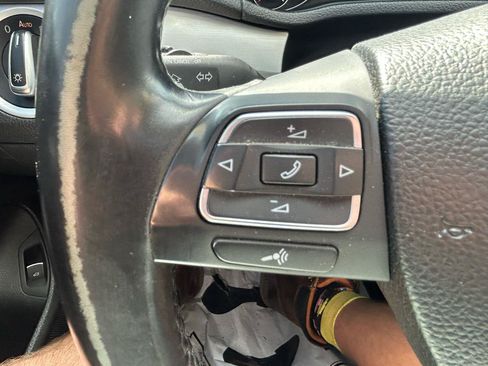 Used 2013 Volkswagen Passat TDI SE FWD image 19