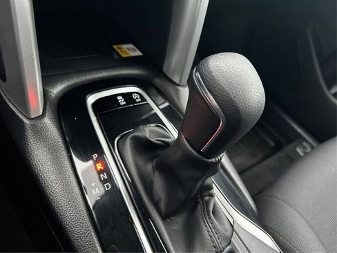 Used 2023 Toyota Corolla Cross LE image 35