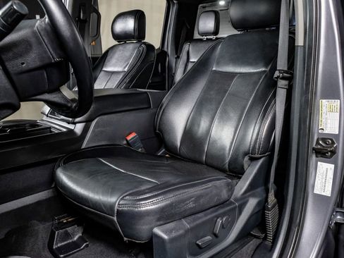 Used 2021 Ford F250 Lariat image 28