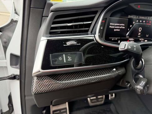 Used 2024 Audi SQ7 Premium Plus AWD/4WD image 24
