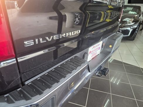 Used 2019 Chevrolet Silverado 1500 LT w/ All-Star Edition RWD image 32