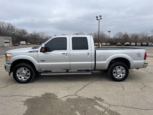 Used 2015 Ford F250 Lariat w/ Chrome Package image 2