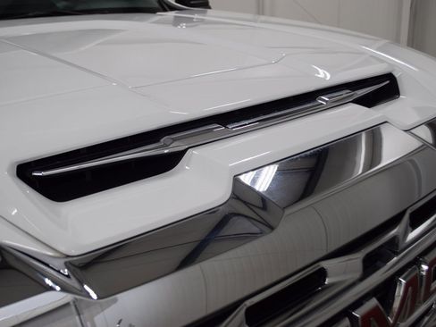 Used 2024 GMC Sierra 3500 Denali w/ Denali Reserve Package image 14