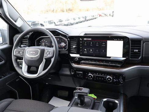New 2026 GMC Sierra 1500 Elevation w/ Preferred Package AWD/4WD image 30