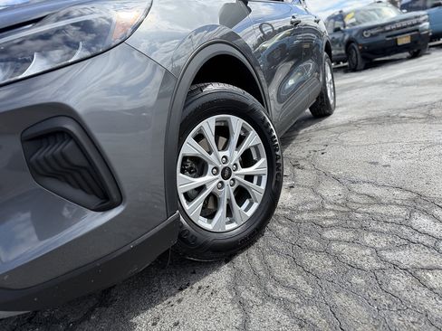 Certified 2023 Ford Escape Active AWD/4WD image 3