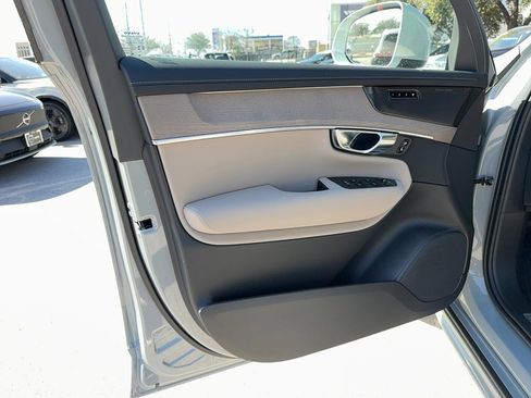 New 2026 Volvo XC90 T8 Ultra image 10