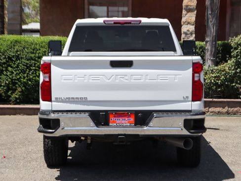 Used 2025 Chevrolet Silverado 2500 LT w/ Safety Package AWD/4WD image 7
