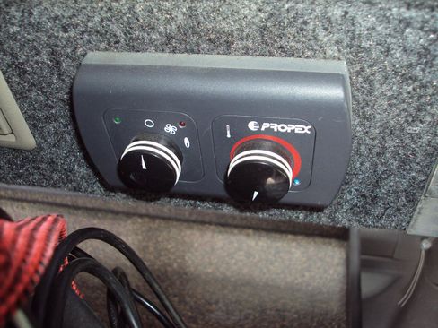 Used 2014 GMC Savana 1500 LT w/ LT Preferred Equipment Group AWD/4WD image 23