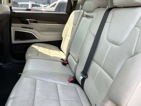 Used 2022 Kia Telluride EX FWD image 21