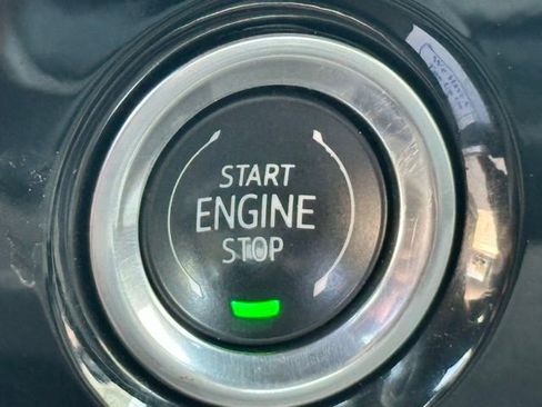 Used 2024 GMC Sierra 1500 SLE image 11