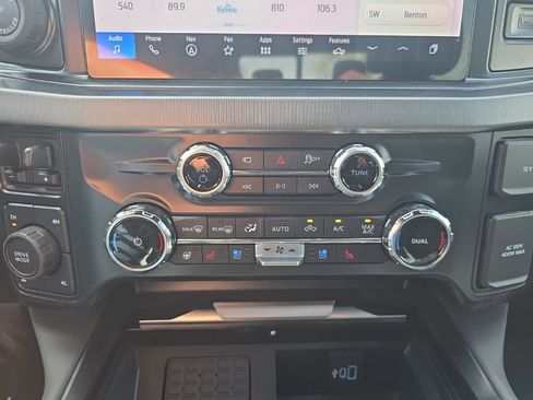 New 2025 Ford F250 Platinum AWD/4WD image 32