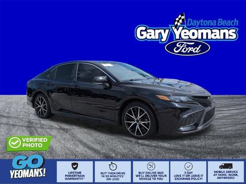 Used 2024 Toyota Camry SE w/ Convenience Package FWD image 1