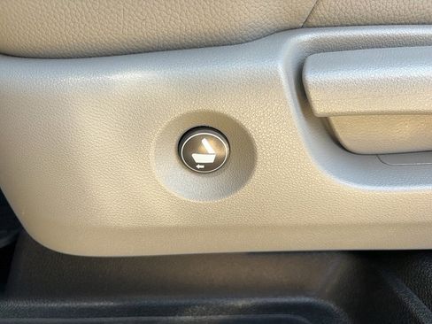 Used 2019 Honda Pilot Touring image 13