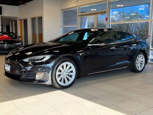 Used 2018 Tesla Model S 75D image 4
