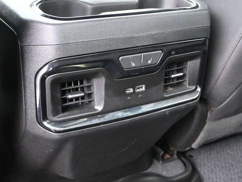 Used 2023 GMC Sierra 1500 AT4 w/ Technology Package image 29