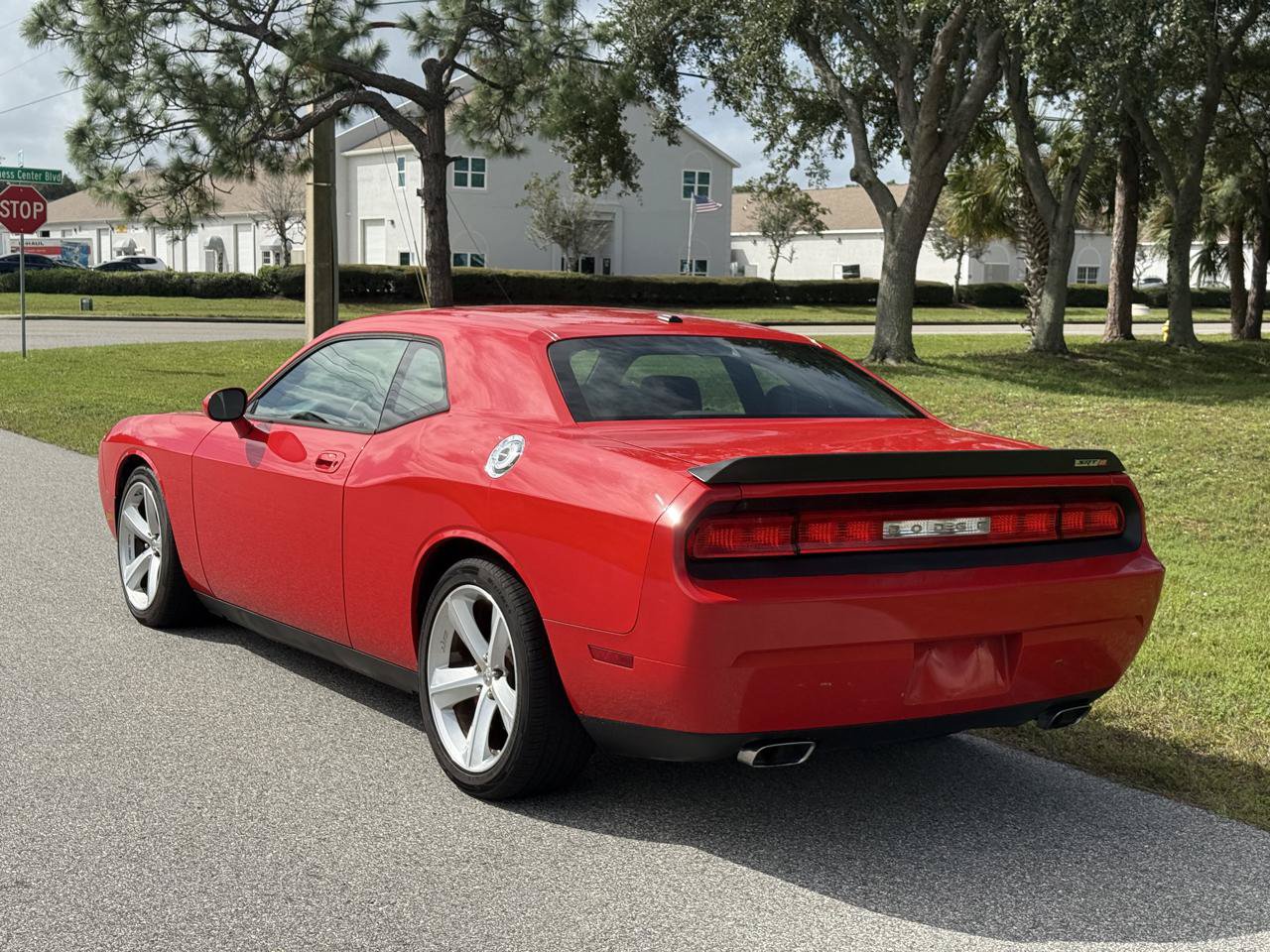 Used 2009 Dodge Challenger SRT8 RWD image 5