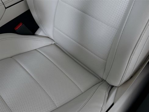 Certified 2026 Mercedes-Benz GLE 450 4MATIC image 21