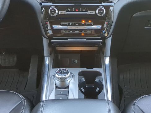 Certified 2022 Ford Explorer Limited image 17