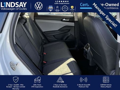Certified 2022 Volkswagen Taos SE image 13