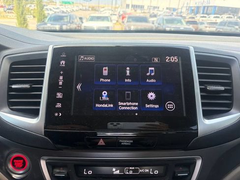 Used 2018 Honda Pilot EX image 15